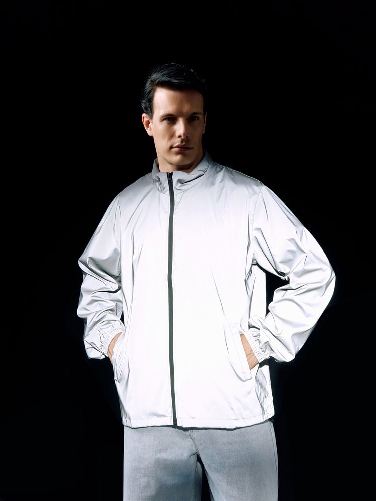 Изображение №17 | Ветровка Manifest 2.0 из светоотражающей ткани, серая, размер XS/S