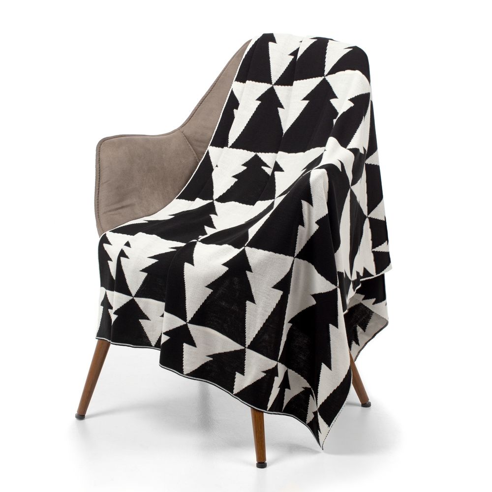 Изображение №2 | Плед «Танцующий лес», белый с черным