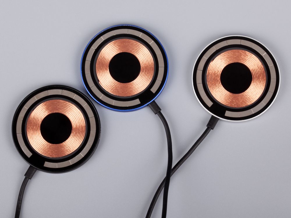 Изображение №8 | Магнитное зарядное устройство Cooper Rond, 15 Вт, черное