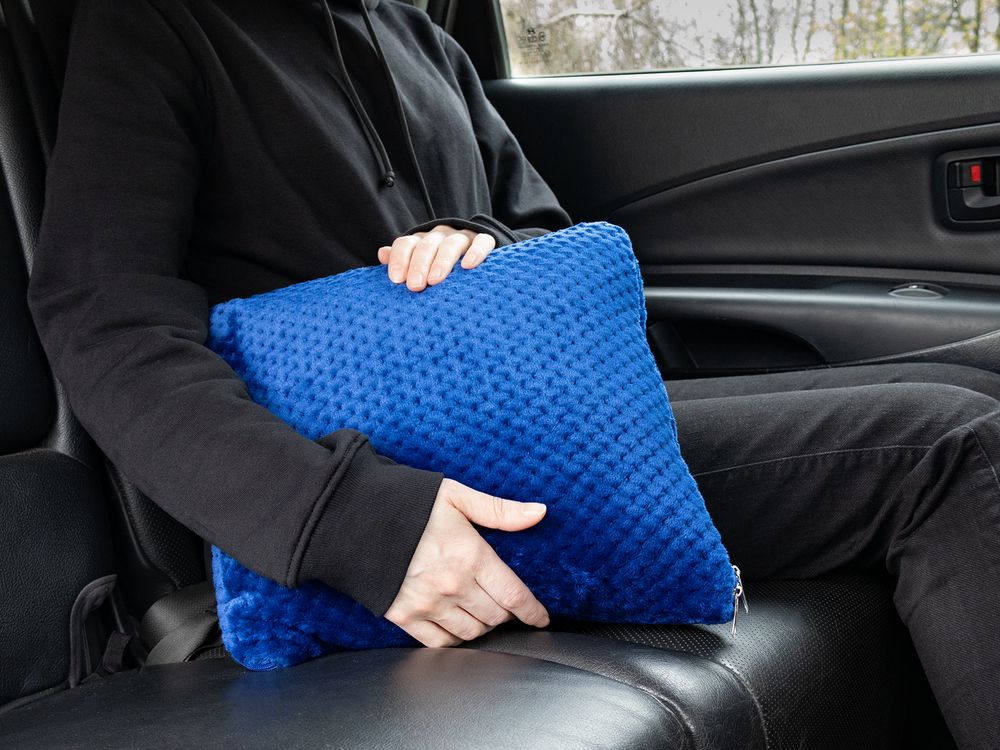 Изображение №8 | Плед-подушка Dreamscape, синий