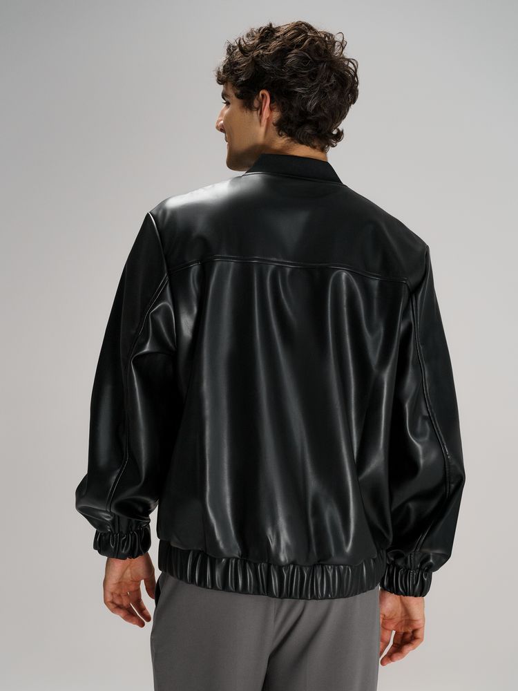 Изображение №10 | Бомбер из искусственной кожи Univer, черный, размер M/L