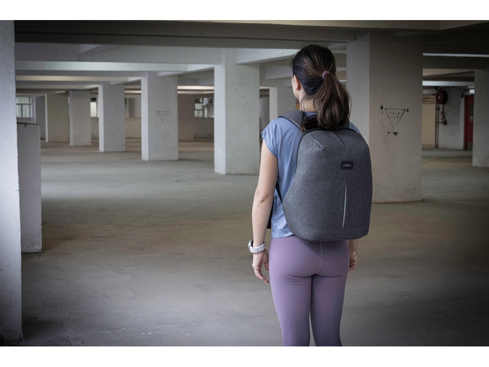 Изображение №6 | Водостойкий рюкзак с защитой от краж «Phantom Mini» для ноутбука 16