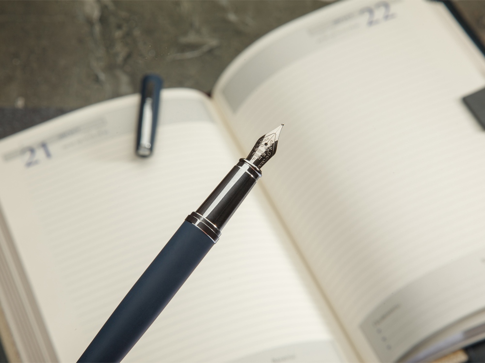 Изображение №6 | Ручка металлическая перьевая «Sienna» софт-тач (синий)