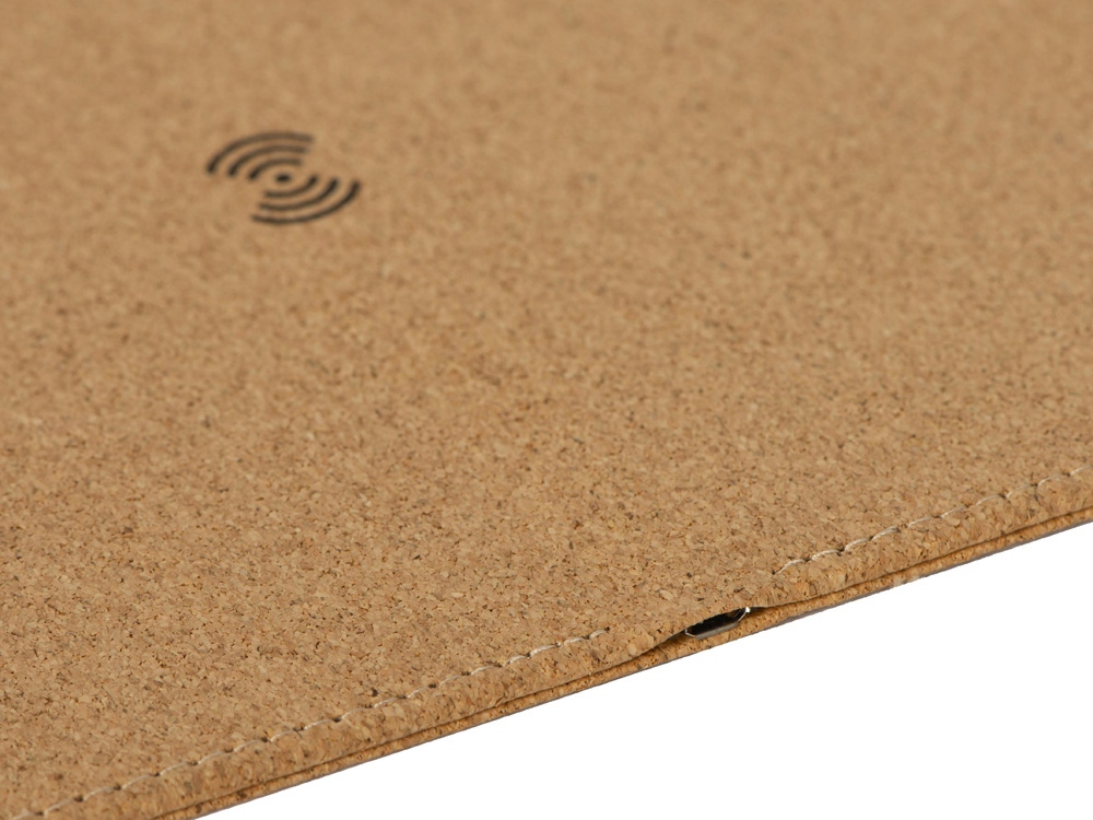 Изображение №8 | Пробковый коврик для рабочего места с беспроводной зарядкой «Querсus» (натуральный)