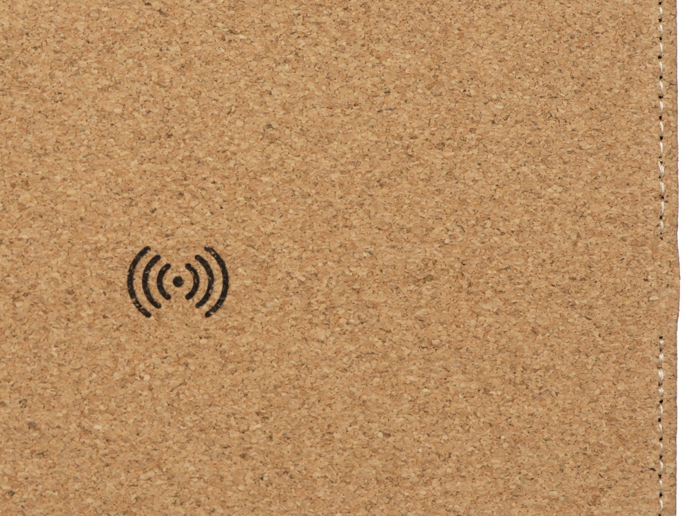 Изображение №10 | Пробковый коврик для рабочего места с беспроводной зарядкой «Querсus» (натуральный)