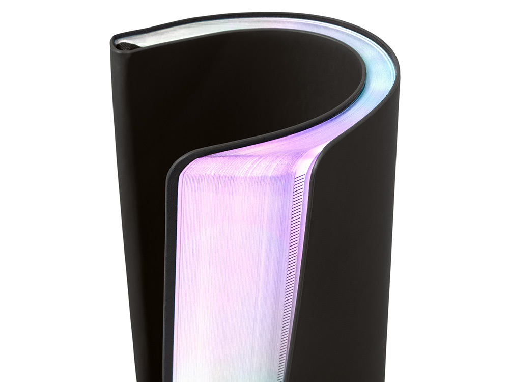 Изображение №7 | Блокнот А5 в гибкой обложке «Fellini» с голографическим срезом (черный)