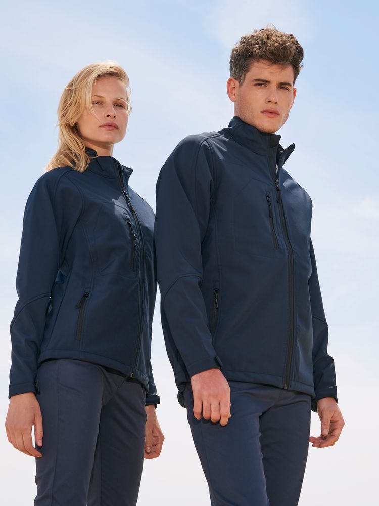 Изображение №5 | Куртка женская на молнии Roxy 340 красная, размер L