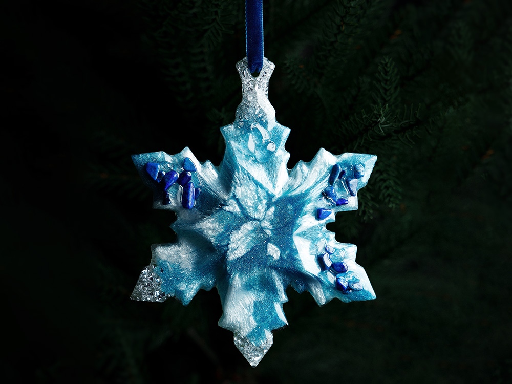 Изображение №4 | Елочная игрушка Снежинка (Содалит (голубой))