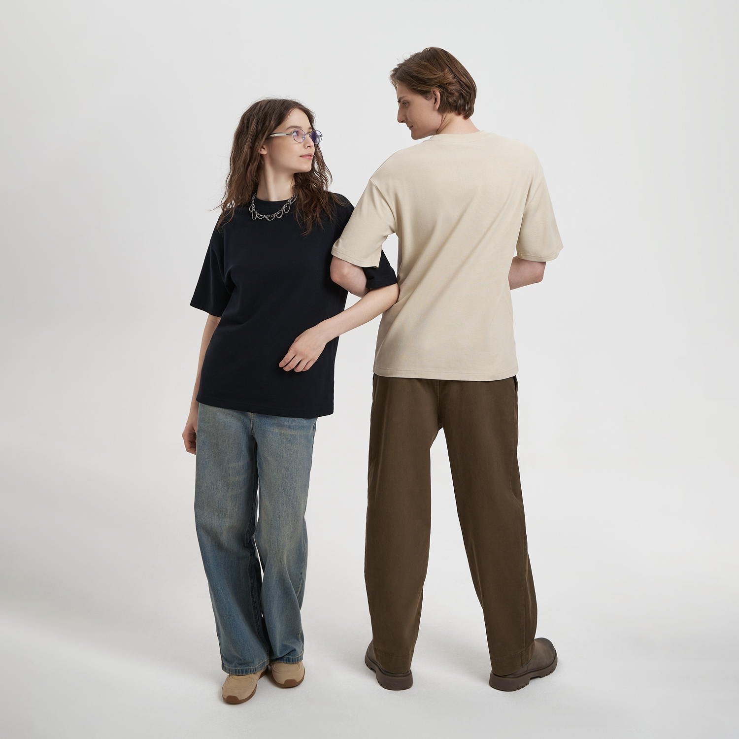 Изображение №11 | Футболка унисекс премиум Аура (Aura), 100% хлопок 200гр. бежевый, размер XS/S