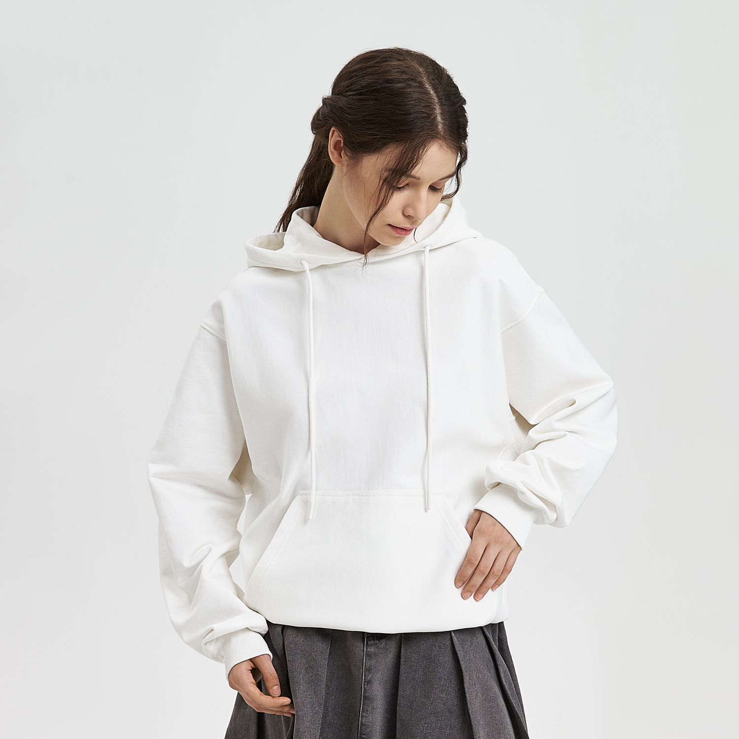 Изображение №3 | Худи релакс унисекс Адвенче (Adventure), белый, размер XS/S