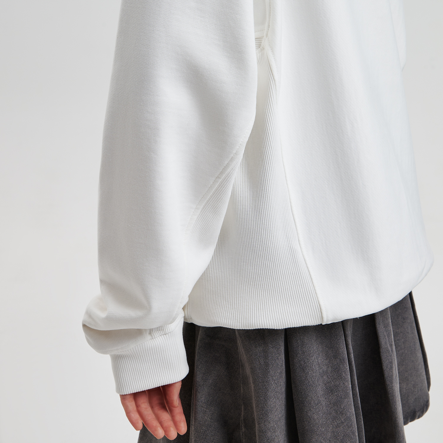 Изображение №11 | Худи релакс унисекс Адвенче (Adventure), белый, размер XS/S