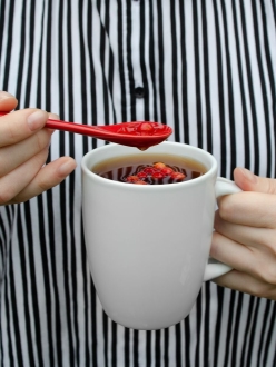 Изображение №4 | Кружка с ложкой Cheer Up, белая с белой