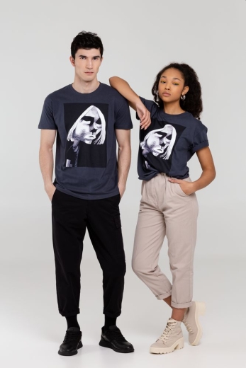 Изображение №9 | Футболка «Меламед. Kurt Cobain», темно-серая, размер S