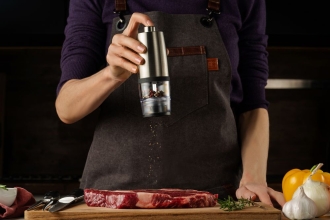 Изображение №5 | Электрическая мельница для специй Mill of Steel, малая, в упаковке