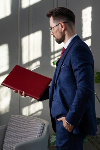 Изображение №7 | Папка адресная Signature, бордовая