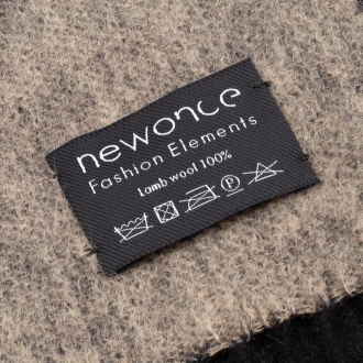 Изображение №8 | Палантин Charming, черный с бежевым