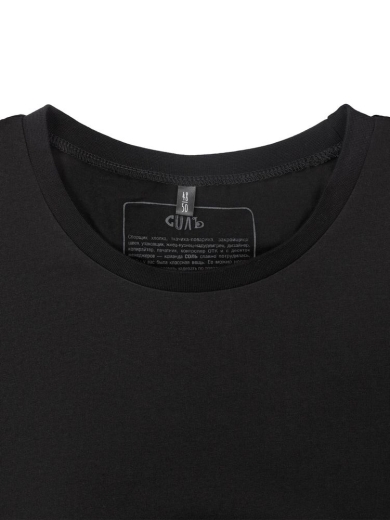 Изображение №7 | Футболка оверсайз «Мужчина с жемчужной сережкой», черная, размер XS/S