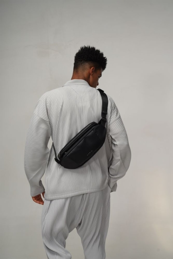 Изображение №11 | Сумка кросс-боди FlipSling, черная