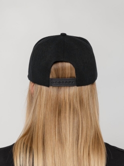 Изображение №7 | Бейсболка Snapback с прямым козырьком, черная
