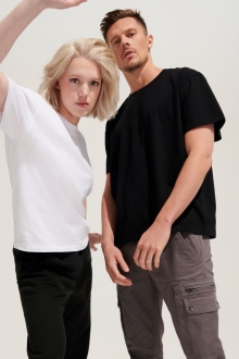 Изображение №13 | Футболка оверсайз унисекс Legacy, черная, размер XS