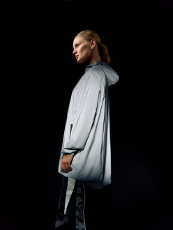 Изображение №21 | Парка Manifest из светоотражающей ткани, серая, размер XS/S