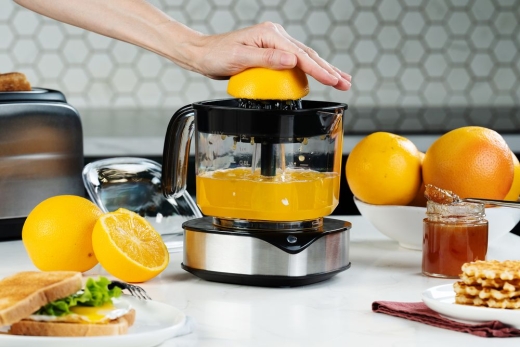 Изображение №3 | Электрическая соковыжималка для цитрусовых Source Force, серебристо-черная