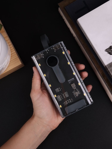 Изображение №8 | Аккумулятор Trellis Digital 10000 мАч, темно-серый