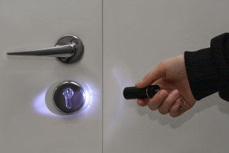 Изображение №6 | Брелок-фонарик Click Ray, ver.2, черный