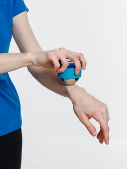 Изображение №5 | Шариковый ролик-массажер Blobus, синий с голубым