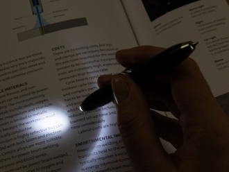 Изображение №6 | Ручка-спиннер Flipen с фонариком, черная