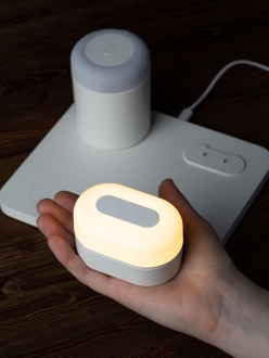 Изображение №16 | Станция беспроводной зарядки с колонкой и ночником Trilogy, белая