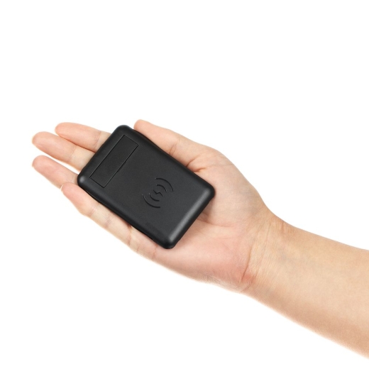 Изображение №7 | Органайзер с беспроводной зарядкой и набором адаптеров Octopod, черный