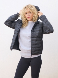 Изображение №5 | Куртка с капюшоном женская Stream Women, черная, размер S