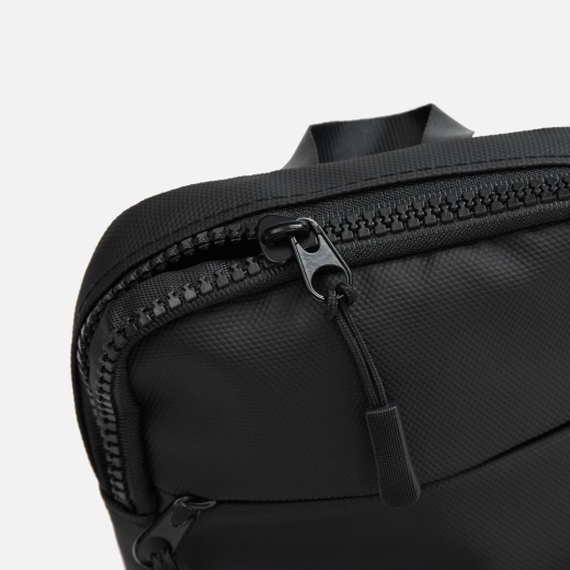 Изображение №3 | Спортивная кросс-боди сумка UrbanHike, черная