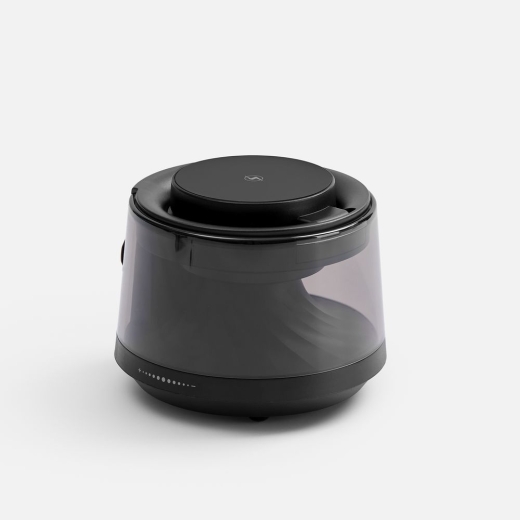 Изображение №3 | Bluetooth-колонка с подсветкой и беспроводной зарядкой Quantium, черная