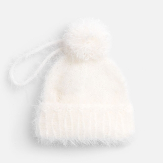 Изображение №1 | Подвеска на елку «Вьюжка», шапочка, белая