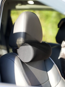 Изображение №1 | Подушка автомобильная на подголовник Roadie, черная