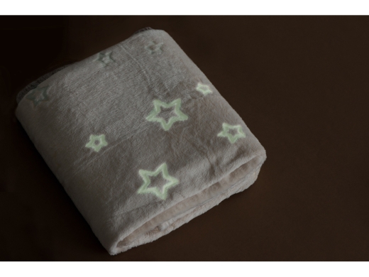 Изображение №4 | Плед из флиса «Новогодний», светящийся (бежевый)