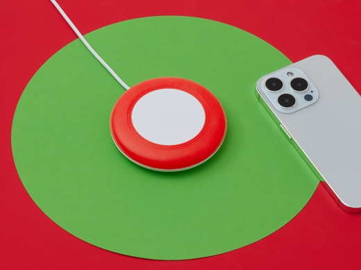 Изображение №1 | Беспроводное зарядное устройство «Disc» со встроенным кабелем 2 в 1 (красный)