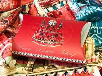 Изображение №5 | Платок «Кремль - Москва - Фаберже» (красный)