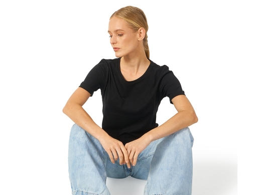 Изображение №2 | Футболка «Heavy Super Club 2.0» женская S (черный)