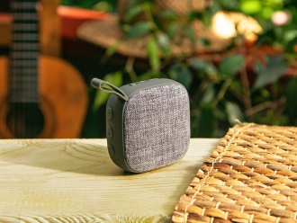 Изображение №10 | Портативная колонка «Arietta» (красный/серый)