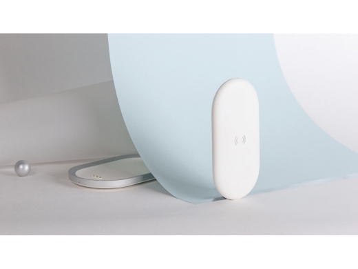 Изображение №6 | Внешний аккумулятор «NEO Fly» с магнитной док-станцией, 5000 mAh (белый)