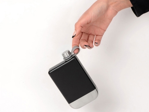 Изображение №3 | Фляжка с матовым покрытием «Patagonia» (черный/серебристый)