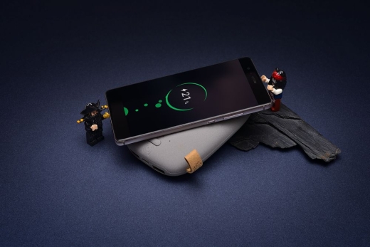 Изображение №8 | Аккумулятор с беспроводной зарядкой Pebble Wireless 9000 мАч, серый