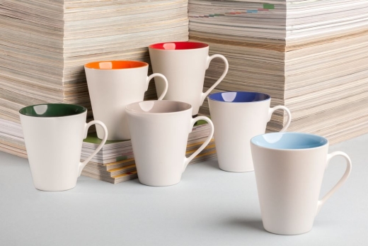 Изображение №3 | Кружка New Bell матовая, белая с зеленым