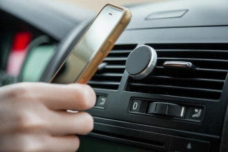 Изображение №3 | Магнитный держатель для смартфонов Cinch