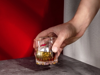 Изображение №2 | Стальная сфера для охлаждения напитков «ChillSphere» (серебристый)