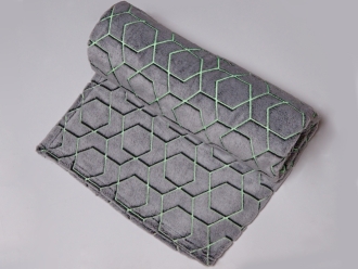 Изображение №2 | Светящийся в темноте плед «Lattice» (черный)