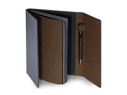 Изображение №2 | Ежедневник недатированный с магнитным клапаном А5 «Waltz» (черный)